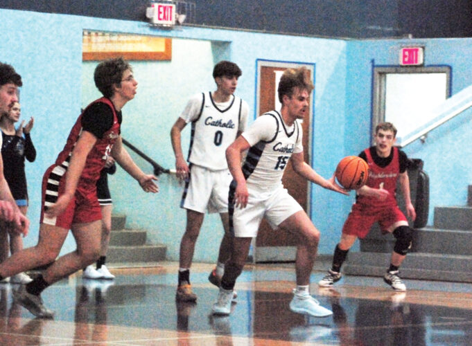 Catholic bests Webster to extend win streak to seven